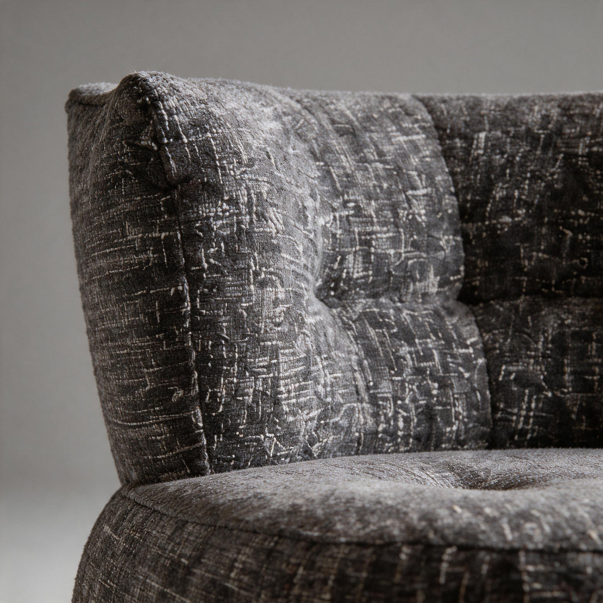 Halo Swivel Lounge Chair